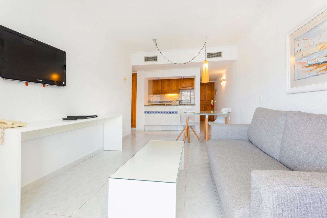 Aparthotel Duquesa Playa ซานตาเอวเลเรียเดสริว ภายนอก รูปภาพ