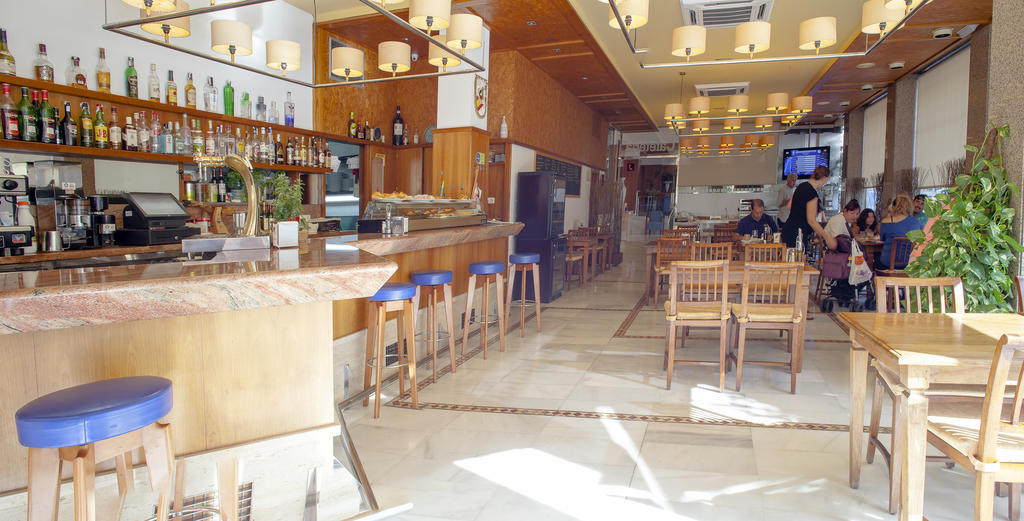 Aparthotel Duquesa Playa ซานตาเอวเลเรียเดสริว ภายนอก รูปภาพ