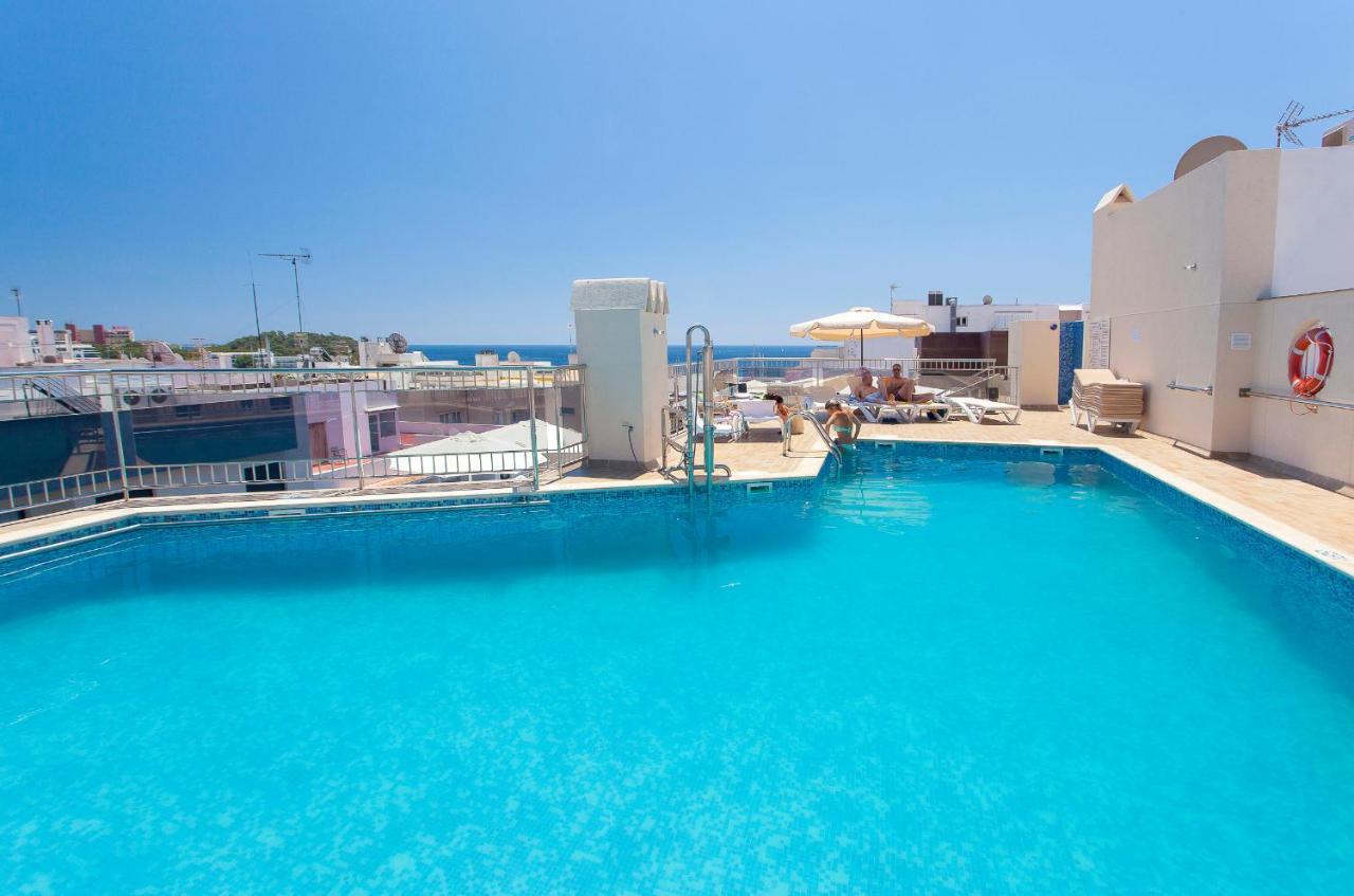 Aparthotel Duquesa Playa ซานตาเอวเลเรียเดสริว ภายนอก รูปภาพ